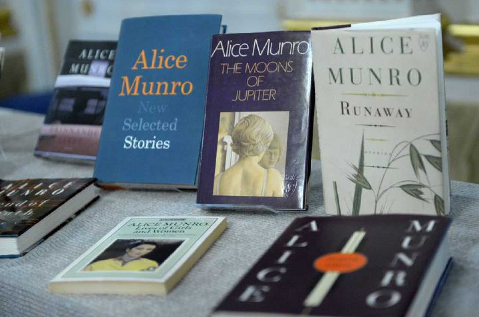Las Niñas Se Quedan Alice Munro Pdf